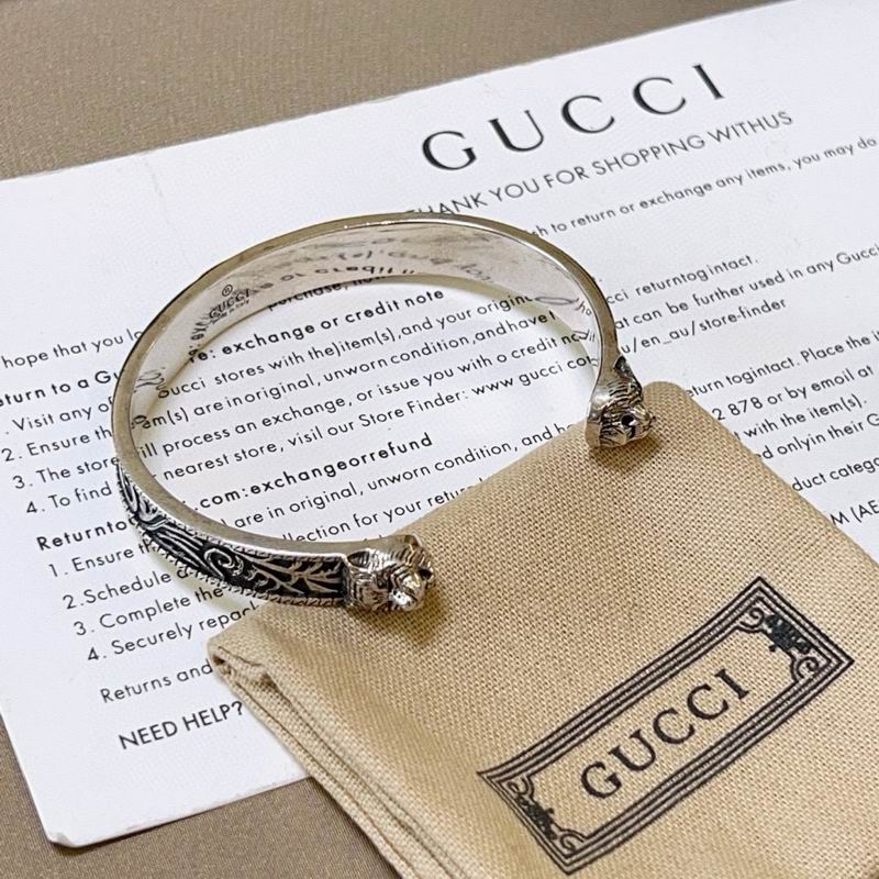 Gucci Bracelet 10yxx32